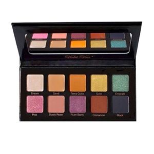 Violet Voss Essentials Eyeshadow Palette